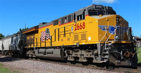 union pacific train pictures